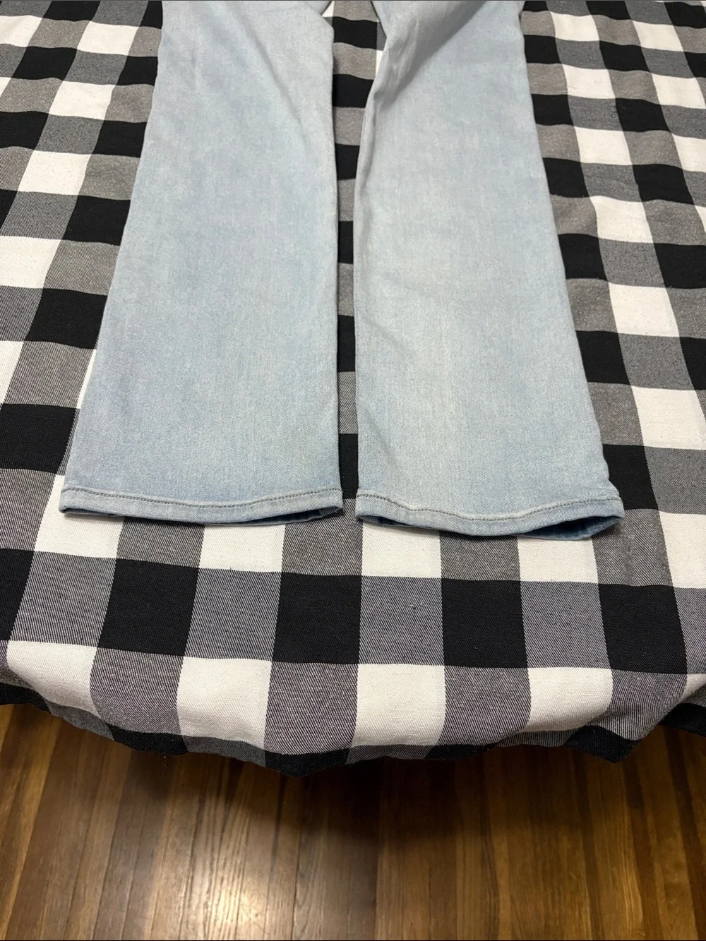 PAIGE Transcend Federal Slim Straight Jean Sefton Men 30 x 33 Stretch Light Wash